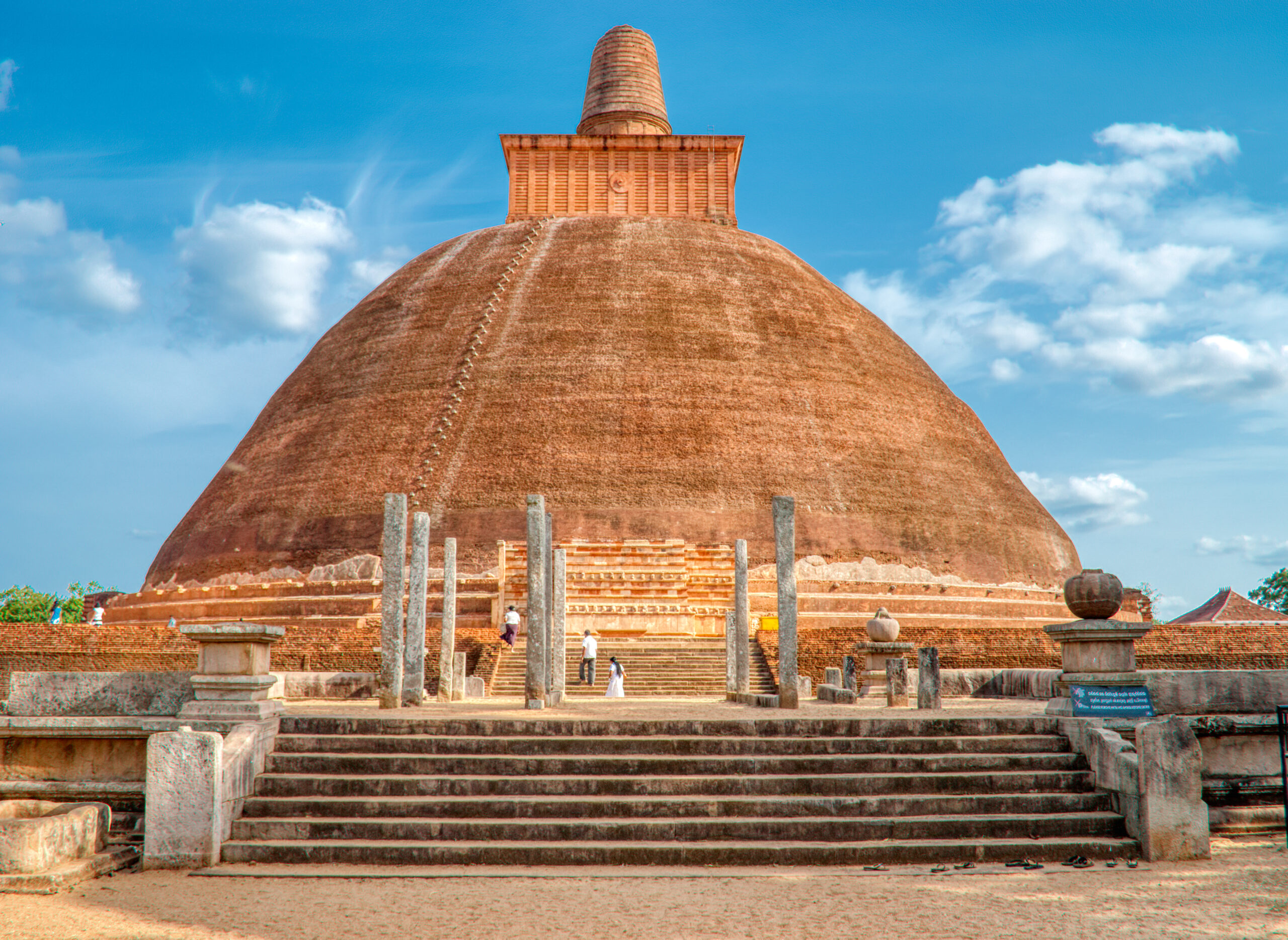 Jetavanaramaya_Stupa_profile scaled